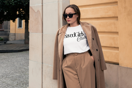 SAVEDGIRLSCLUB TEE